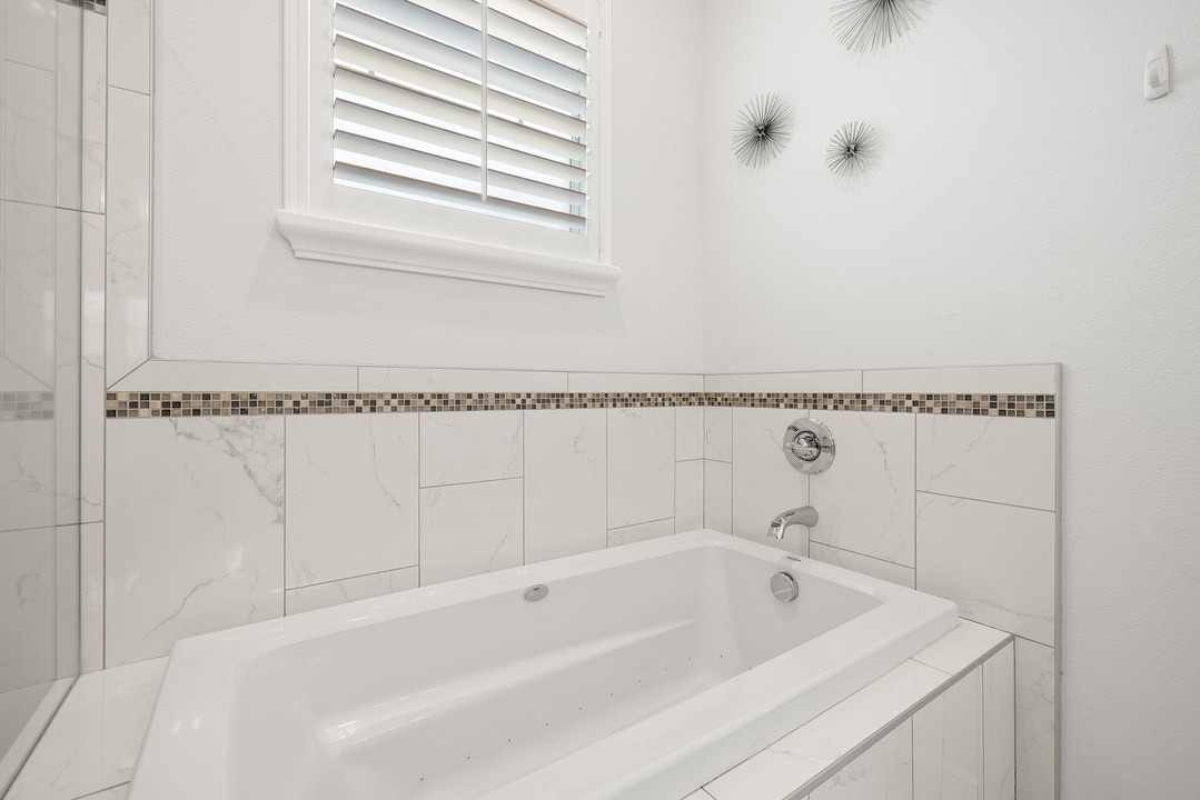 Property p4 image 29